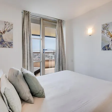 Penthouse Duplex With Epic Views *