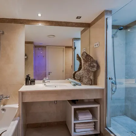 Penthouse Duplex With Epic Views *