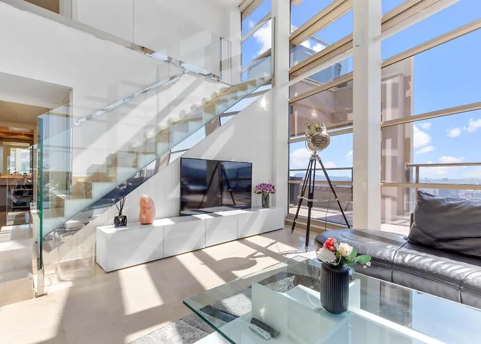 Penthouse Duplex With Epic Views Barcelone