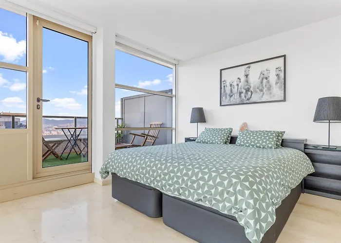Penthouse Duplex With Epic Views * Barcelone