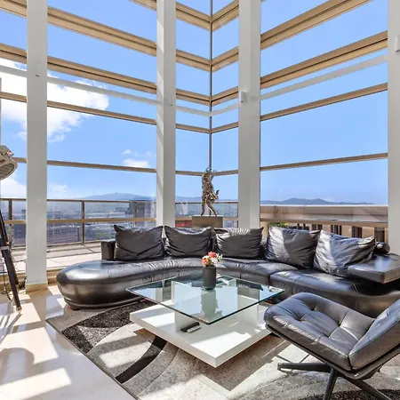 Penthouse Duplex With Epic Views 巴塞罗那