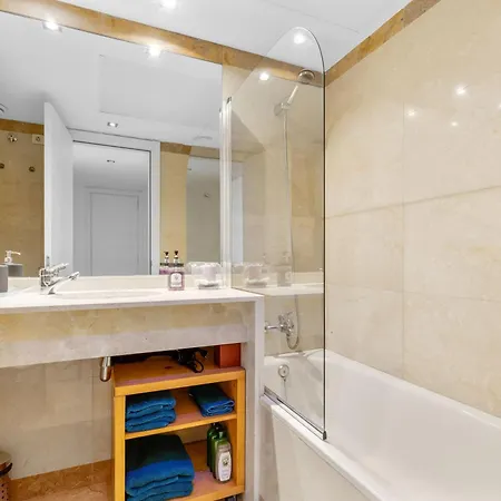 公寓 Penthouse Duplex With Epic Views *